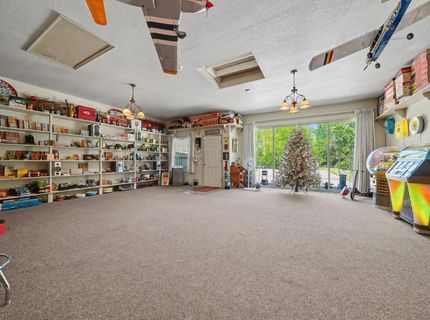 9069 Bader Rd, Elk Grove, CA 95624 Photo