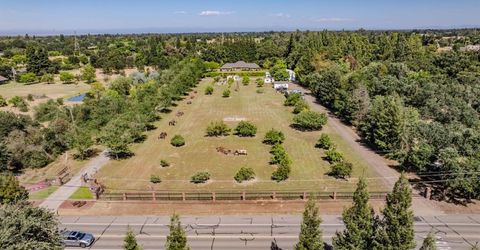 9069 Bader Rd, Elk Grove, CA 95624 Photo