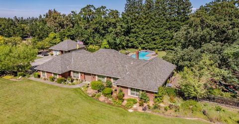 9069 Bader Rd, Elk Grove, CA 95624 Photo