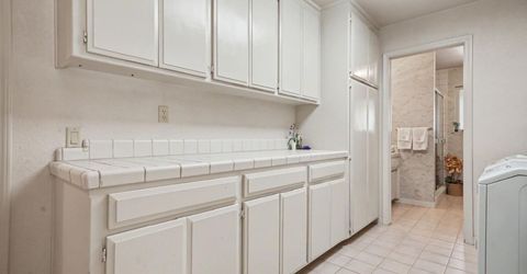 9069 Bader Rd, Elk Grove, CA 95624 Photo