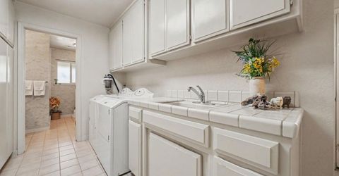 9069 Bader Rd, Elk Grove, CA 95624 Photo