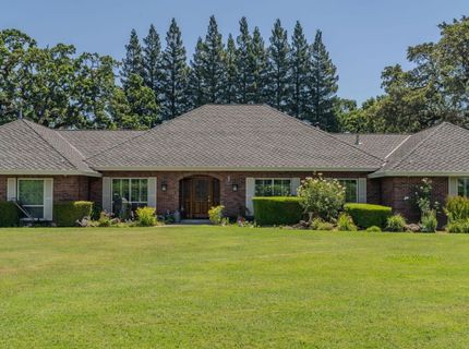 9069 Bader Rd, Elk Grove, CA 95624 Photo