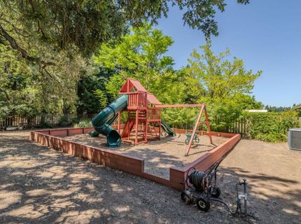 9069 Bader Rd, Elk Grove, CA 95624 Photo