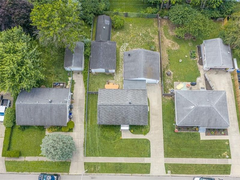 5374 Pickford Drive, Dayton, OH 45432 Photo 39