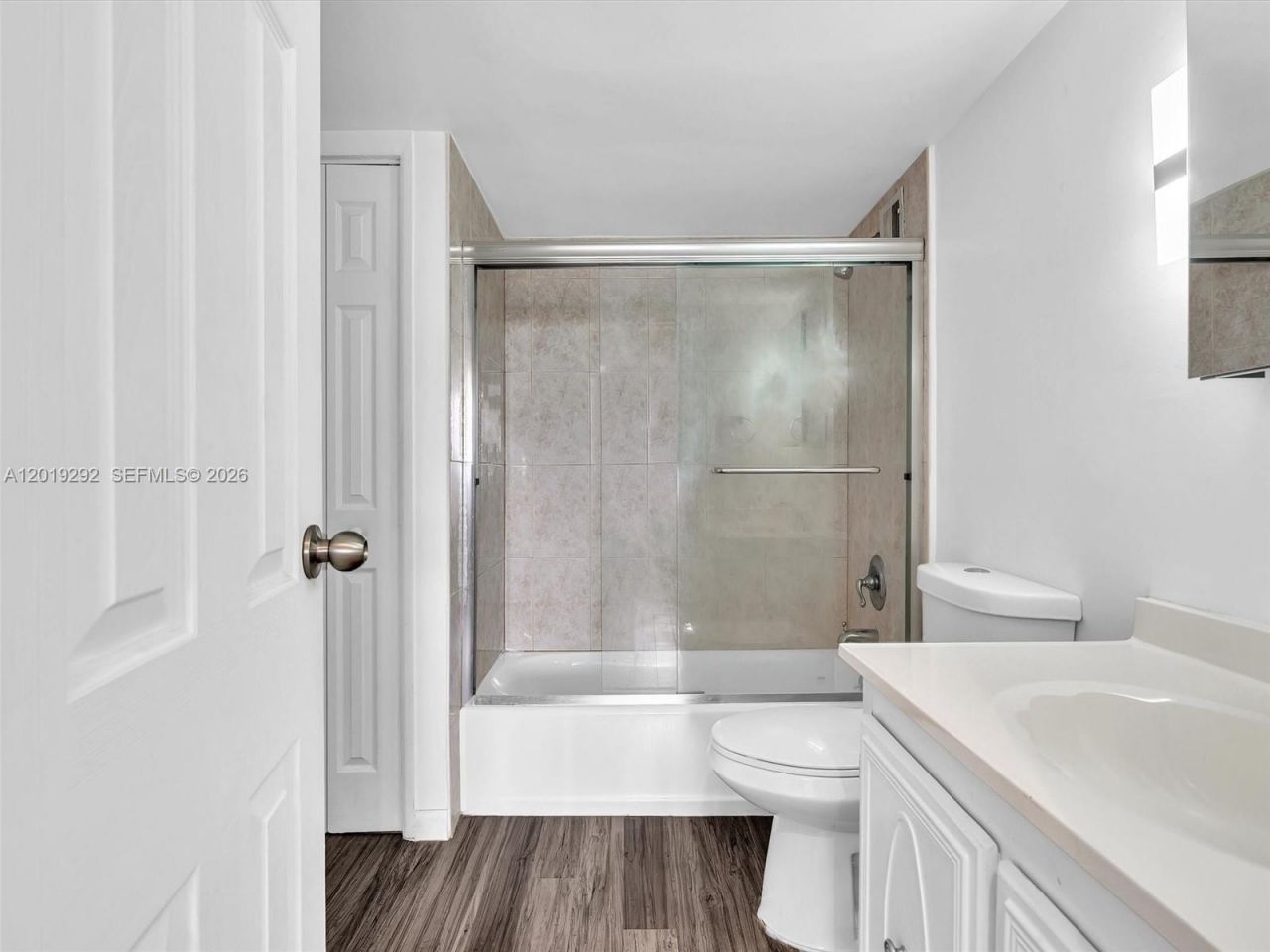 2450 NE 135th St, Unit 201, North Miami, FL 33181 Photo