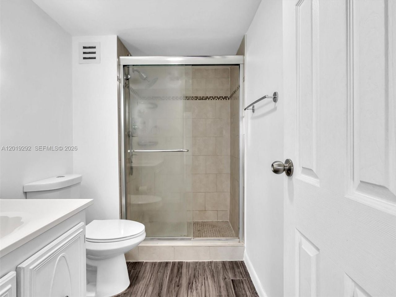 2450 NE 135th St, Unit 201, North Miami, FL 33181 Photo