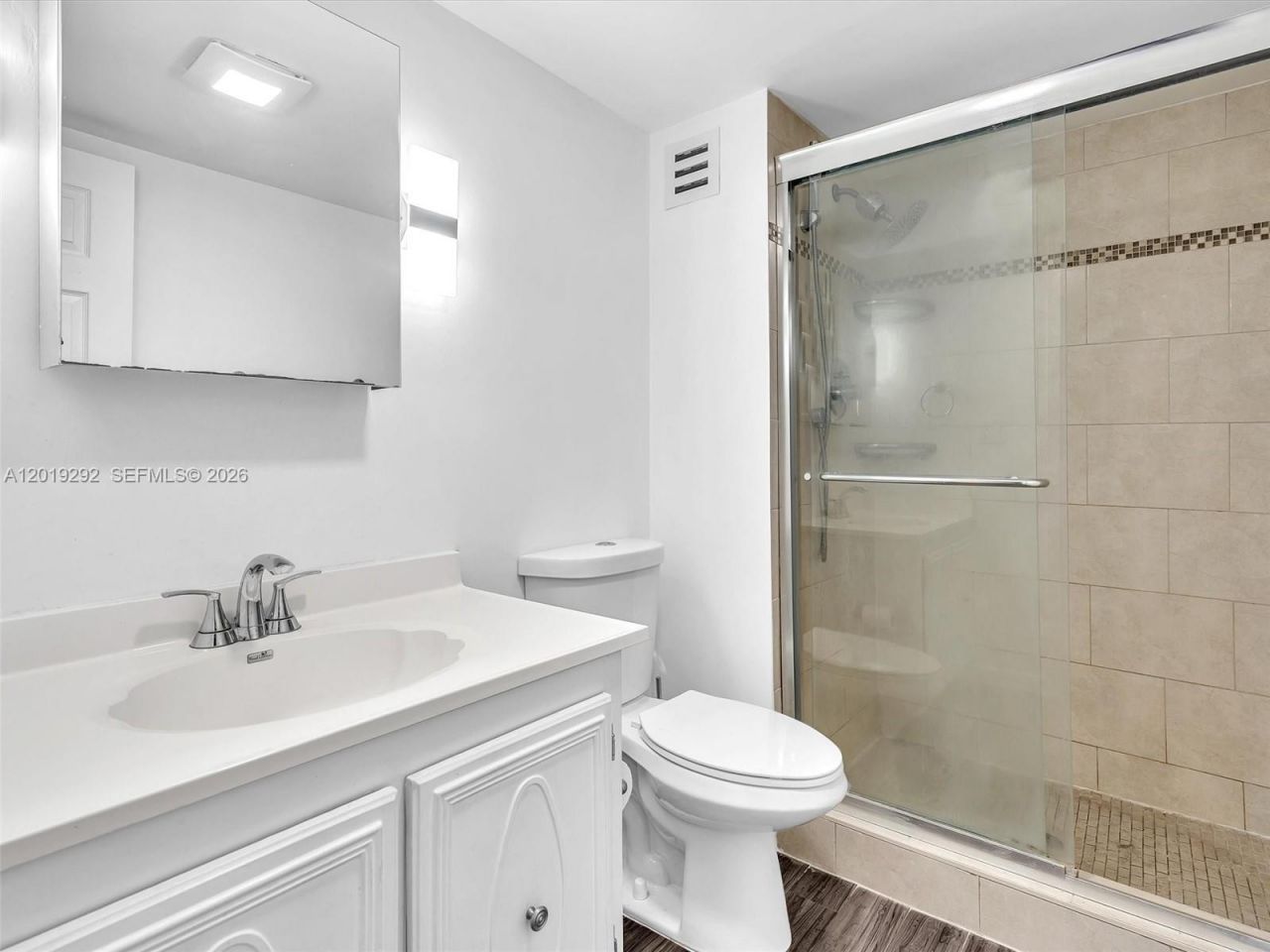 2450 NE 135th St, Unit 201, North Miami, FL 33181 Photo