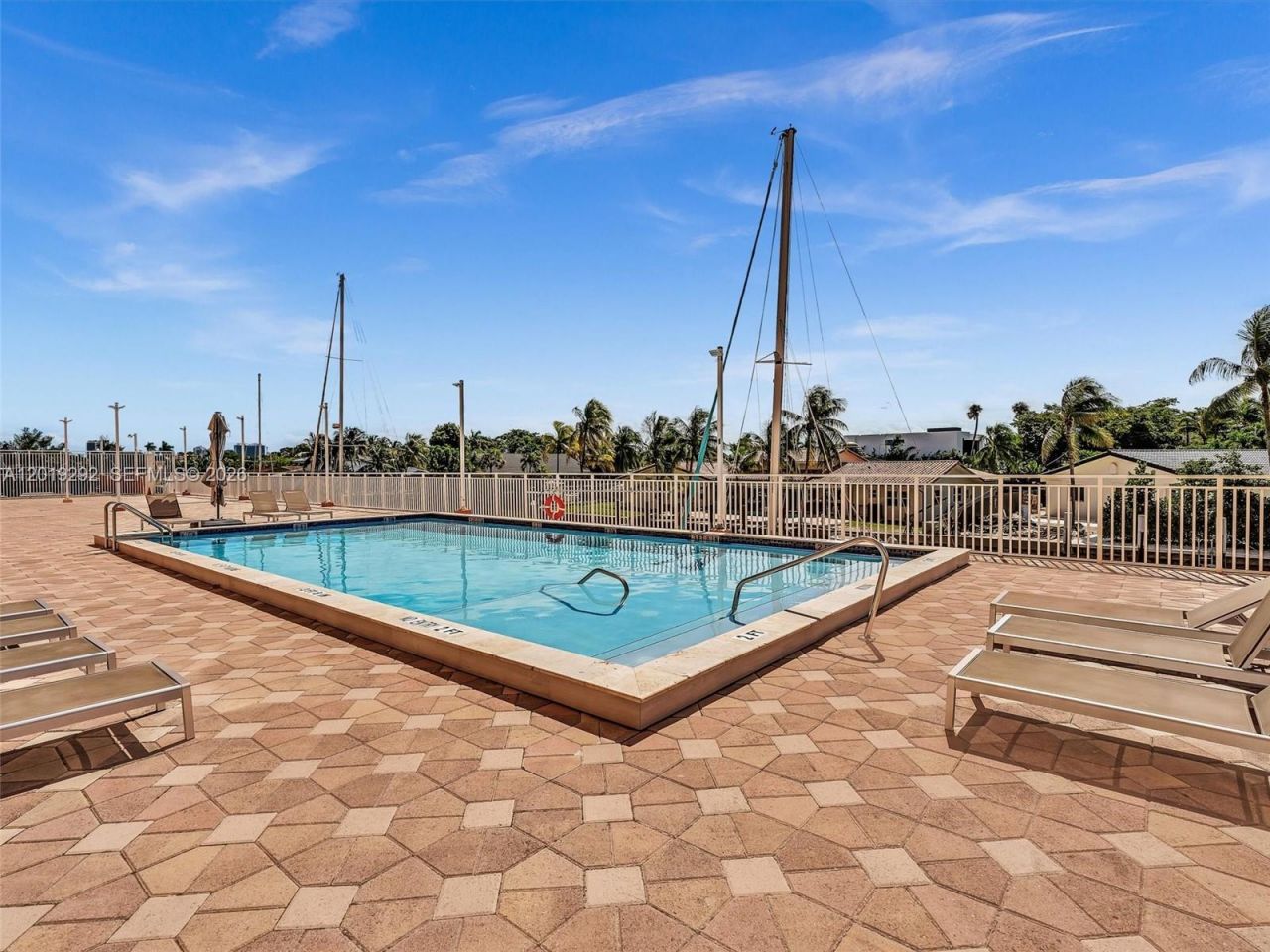 2450 NE 135th St, Unit 201, North Miami, FL 33181 Photo