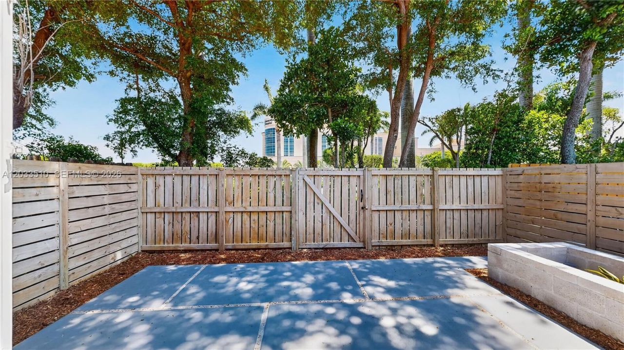 3204 NE 11th Dr , Homestead, FL 33033 Photo