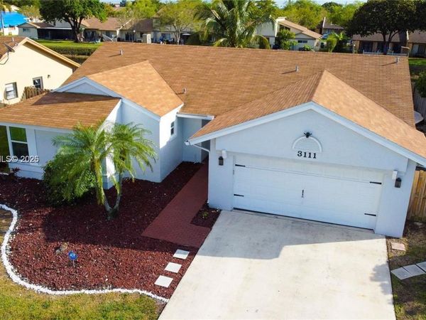 3111 NW 107th Dr , Sunrise, FL 33351