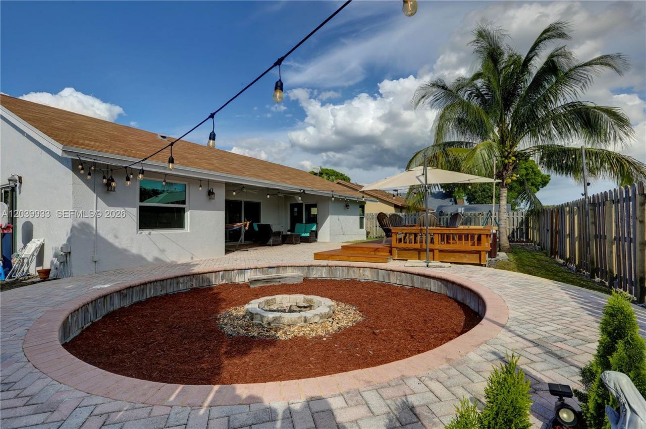 3111 NW 107th Dr , Sunrise, FL 33351 Photo
