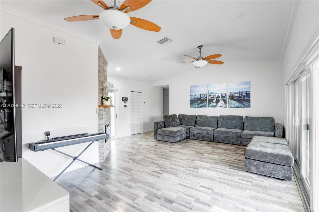3111 NW 107th Dr , Sunrise, FL 33351 Photo