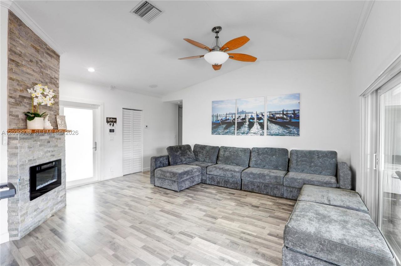 3111 NW 107th Dr , Sunrise, FL 33351 Photo