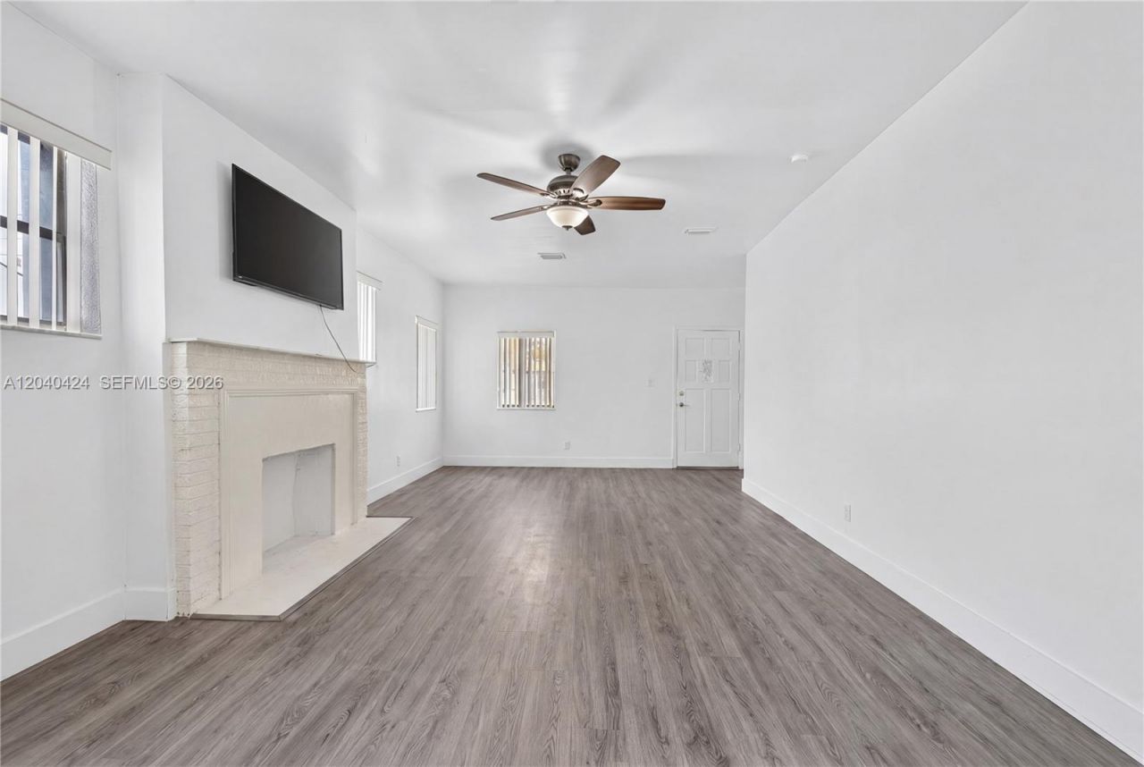 1168 NW 30th St, Unit 1168, Miami, FL 33127 Photo