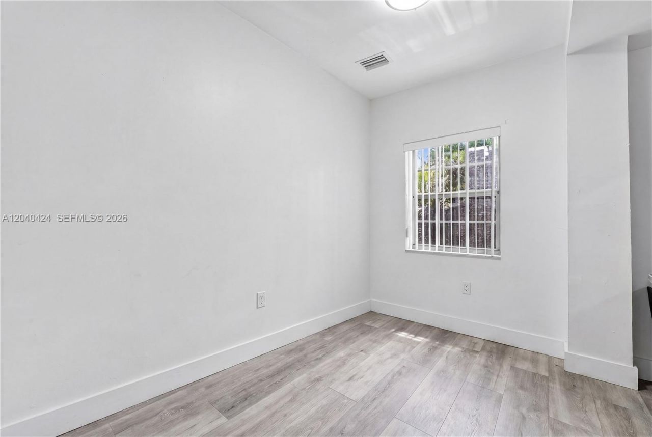 1168 NW 30th St, Unit 1168, Miami, FL 33127 Photo