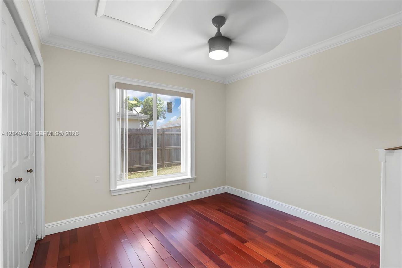 10170 NW 54th Ter, Doral, FL 33178 Photo