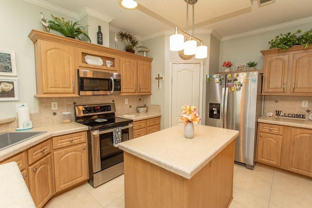 804 Windemere Ct. Photo 16
