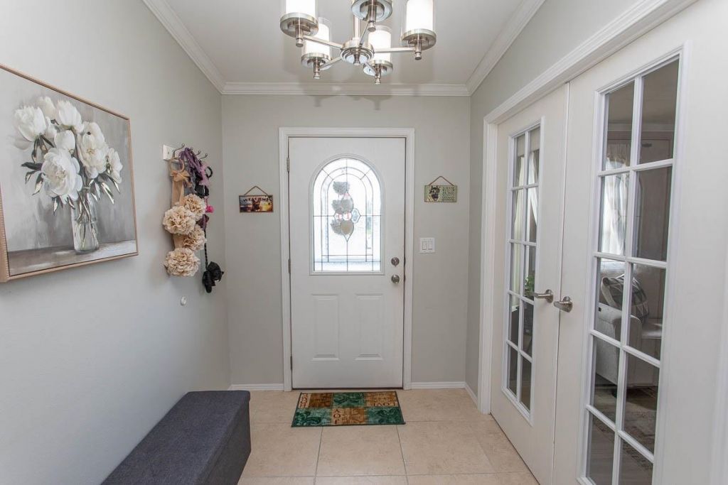 804 Windemere Ct. Photo 4