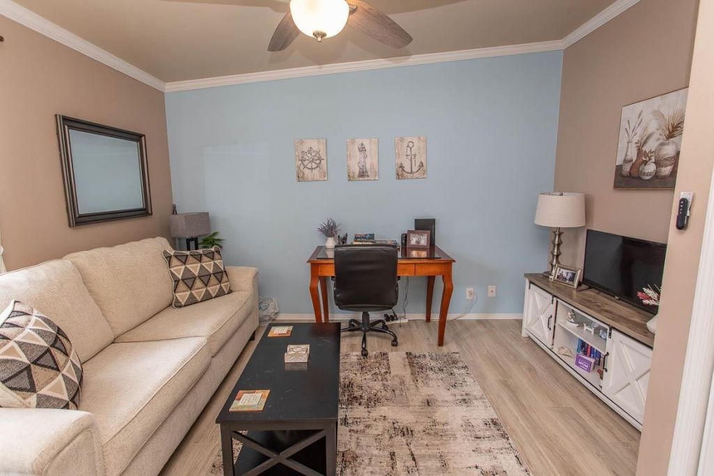 804 Windemere Ct. Photo 7
