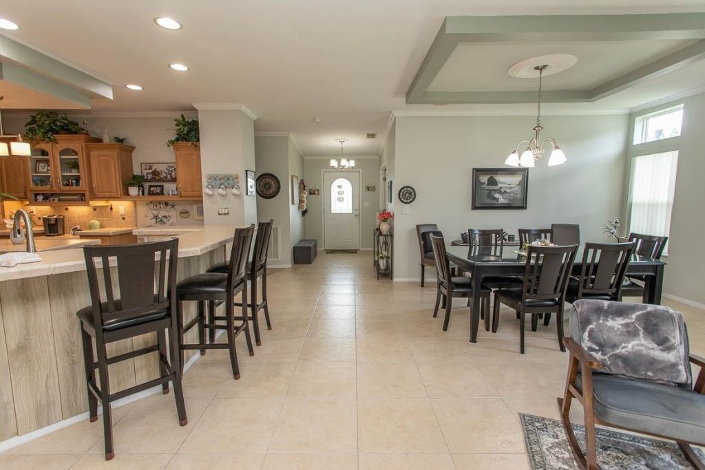 804 Windemere Ct. Photo 9