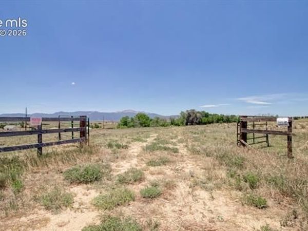 5250 Meridian Road, Colorado Springs, CO 80831