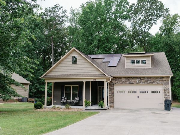 377 Victoria Drive , Chocowinity, NC 27817