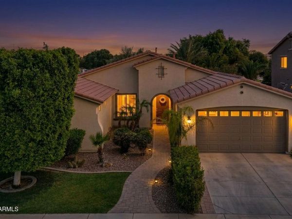4205 S CROSSCREEK Drive, Chandler, AZ 85249