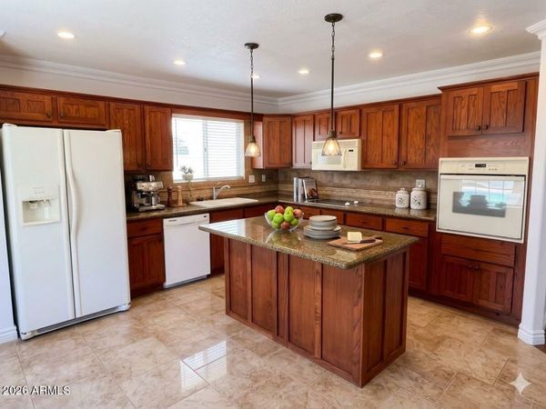 1314 E MINERAL Road, Gilbert, AZ 85234