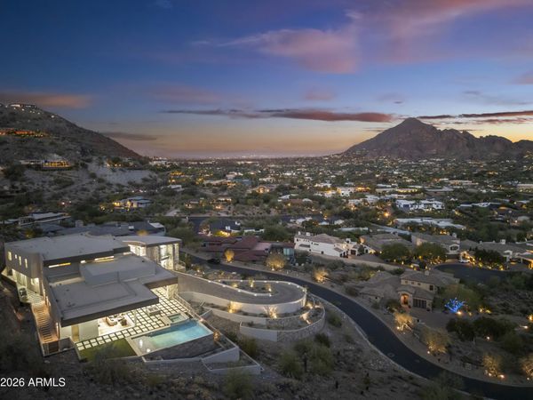 6800 N 39TH Place, Paradise Valley, AZ 85253