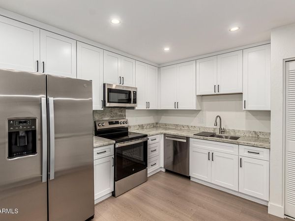 830 S Dobson Road, Unit 72, Mesa, AZ 85202