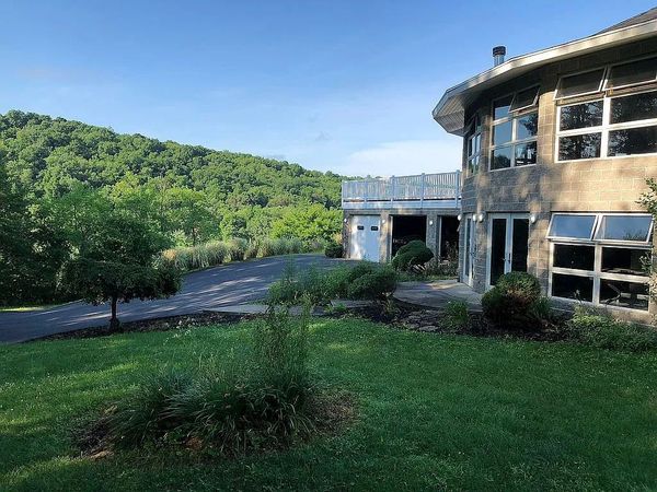 237 Cherry Valley Road , Saxonburg, PA 16056