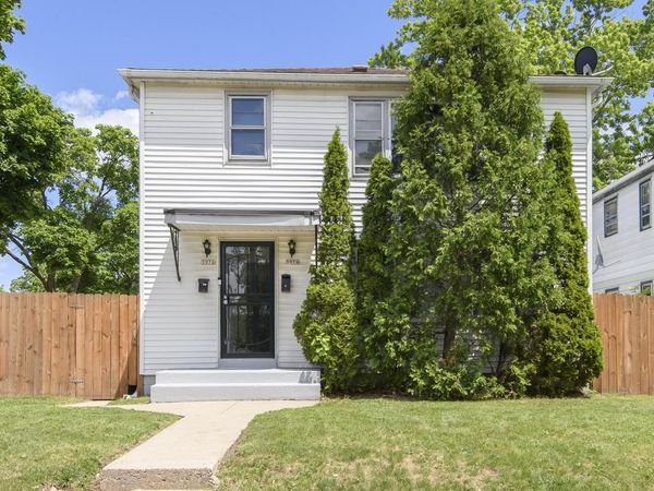 5974 N 37th STREET, Unit 5976, Milwaukee, WI 53209
