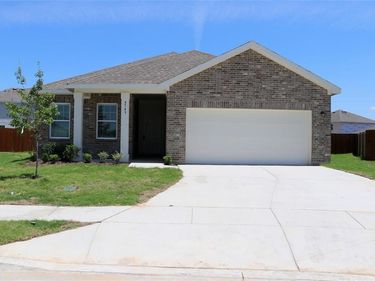4749 Swan Neck Drive, Fort Worth, TX 76179