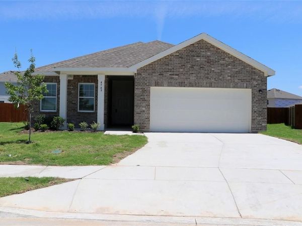 4749 Swan Neck Drive, Fort Worth, TX 76179