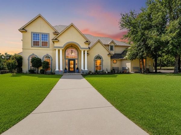 100 Manders Court, Runaway Bay, TX 76426