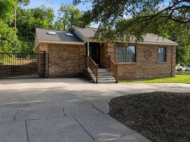 4708 Robinson Street, Fort Worth, TX 76114