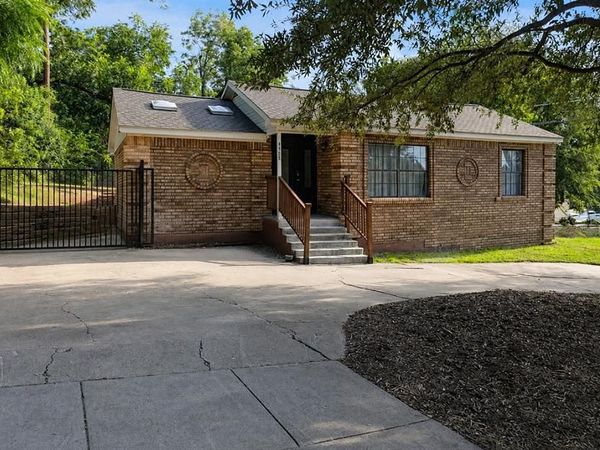 4708 Robinson Street, Fort Worth, TX 76114
