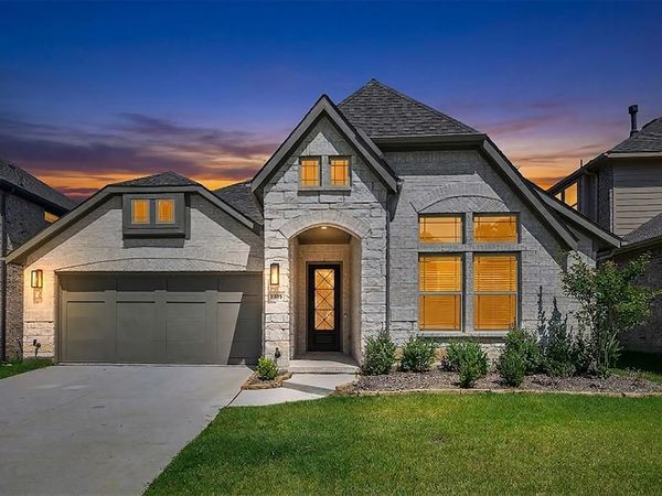 7312 Iris Road, Aubrey, TX 76227
