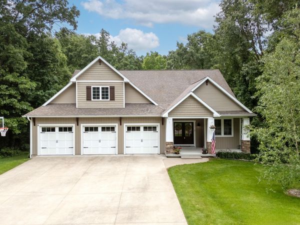 7839 Harvest Hill Lane, Kalamazoo, MI 49009