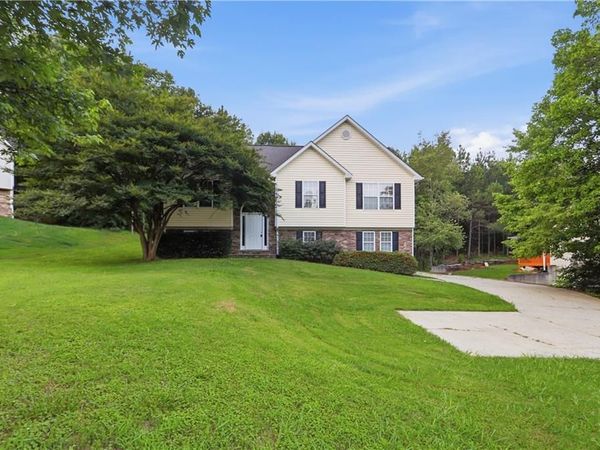36 Elmwood Place NE, Cartersville, GA 30121