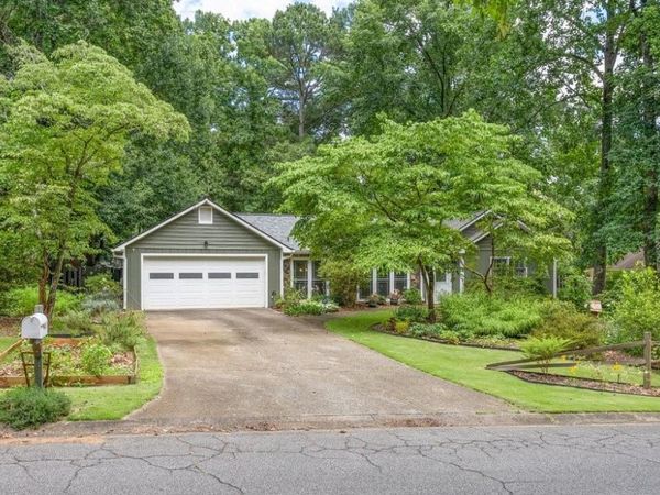 4455 Dunmovin Drive NW, Kennesaw, GA 30144