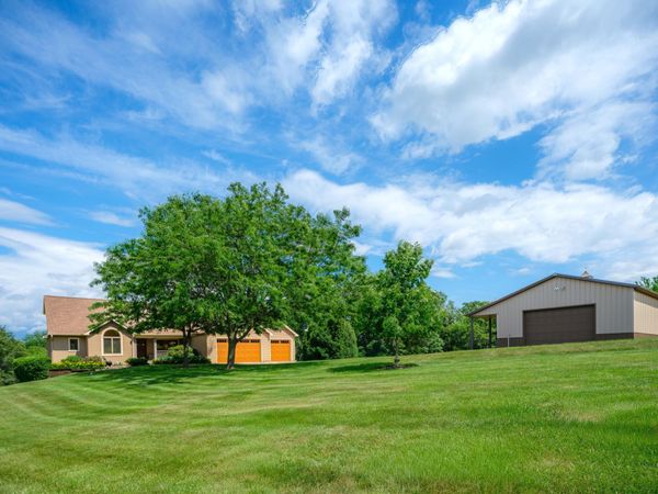 70021 335th Avenue , Lake City, MN 55041