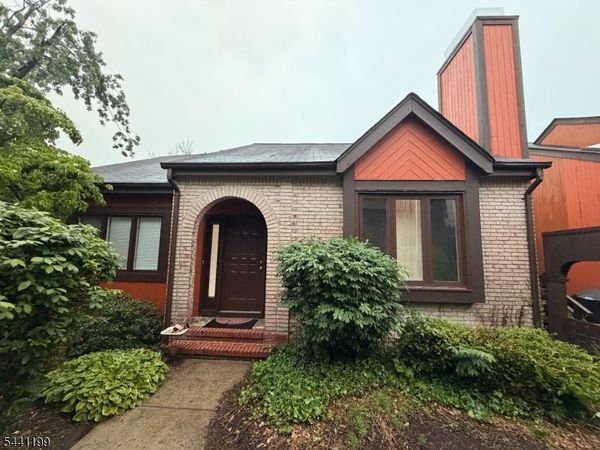 100 Riverbend Dr, North Brunswick, NJ 08902