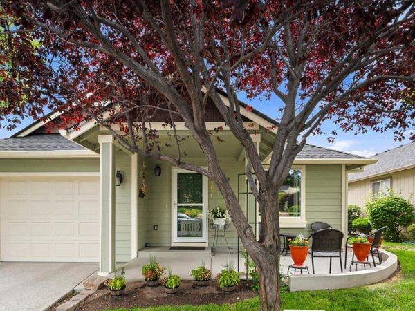 3722 SW 29th Street, Redmond, OR 97756