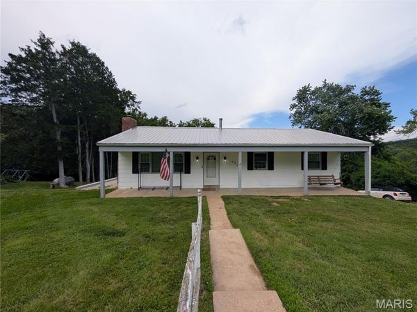 6033 Clearview Drive, House Springs, MO 63051