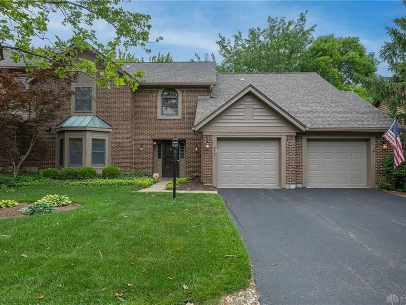 617 Renolda Woods Court, Kettering, OH 45429 Photo 1