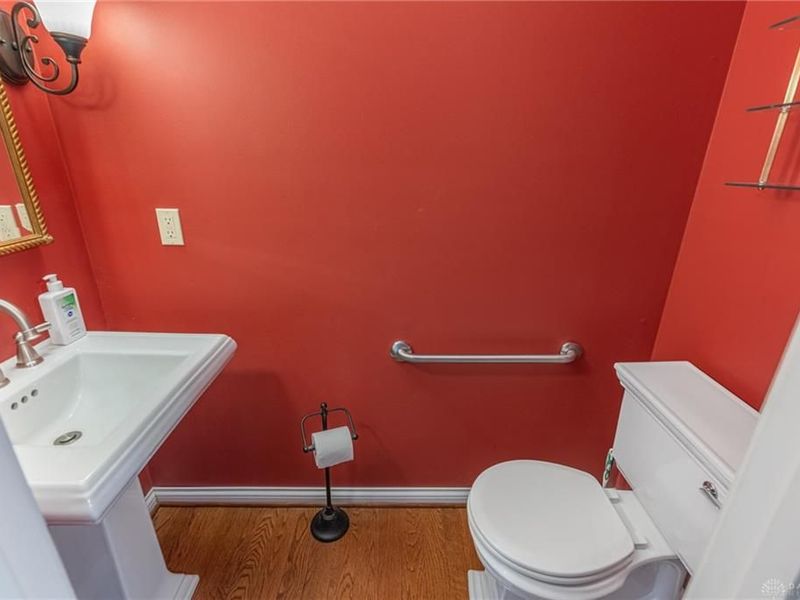 617 Renolda Woods Court, Kettering, OH 45429 Photo 14