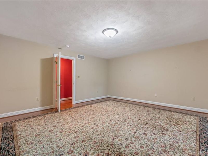 617 Renolda Woods Court, Kettering, OH 45429 Photo 17