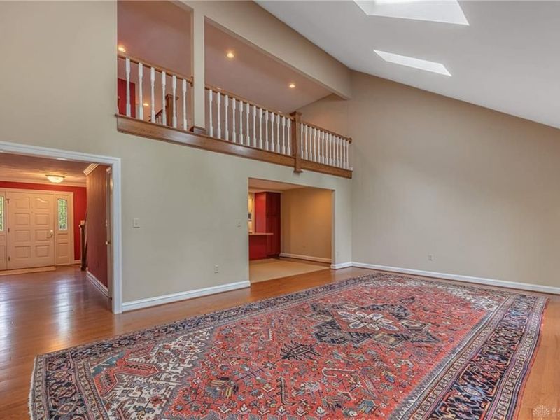 617 Renolda Woods Court, Kettering, OH 45429 Photo 2