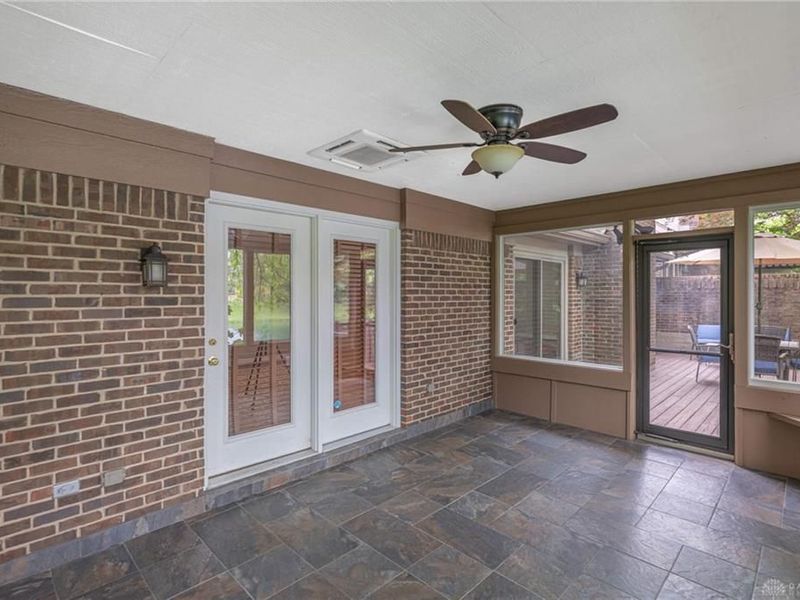 617 Renolda Woods Court, Kettering, OH 45429 Photo 21